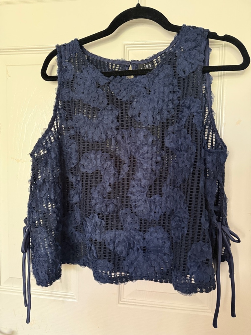 Vero Moda Navy Crochet Floral Tie-Side Tank Top